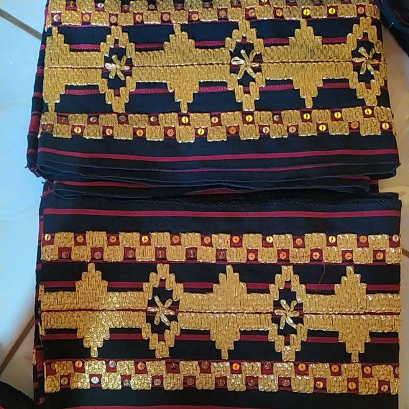 Bisban / Selendang Tapis Lampung Motif Abung Murah-Rangka Hitam