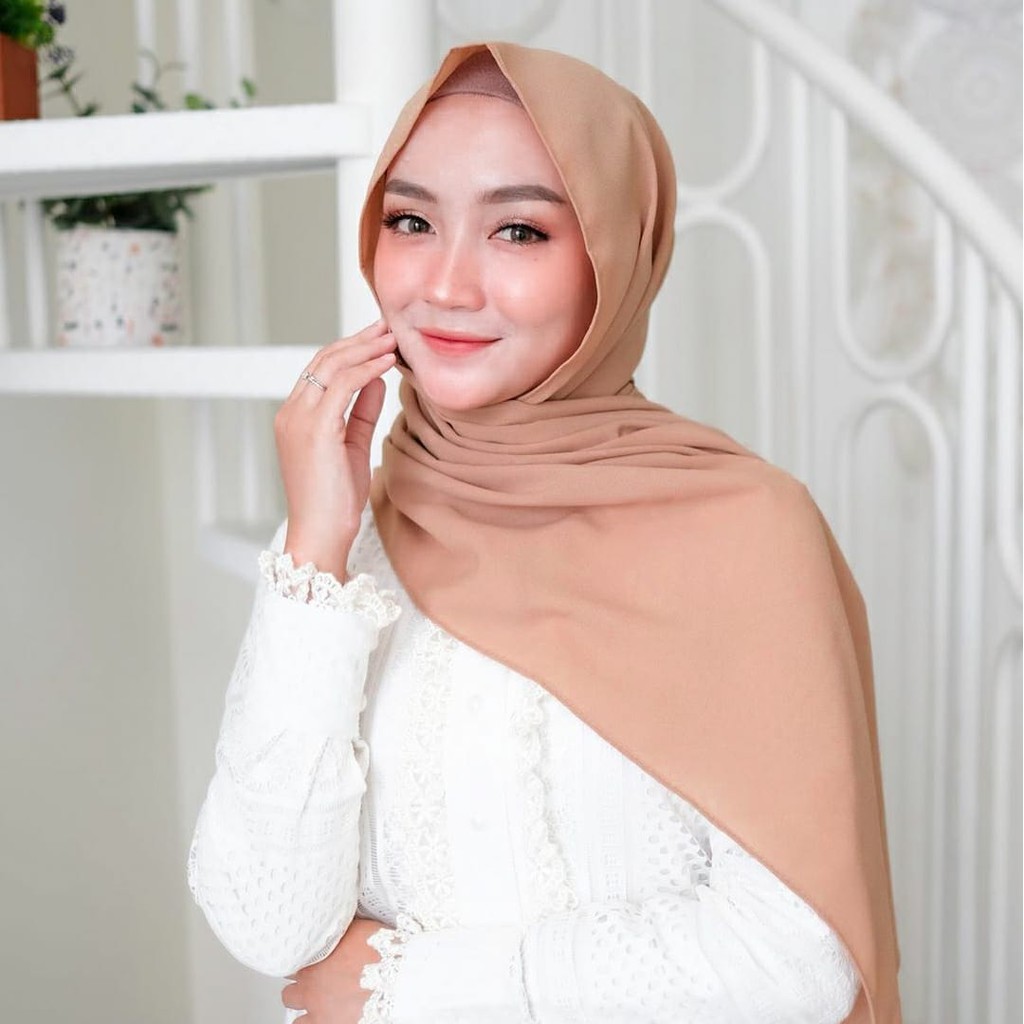 Hijab Pashmina Diamond 180x75 / Pashmina Diamond / Hijab / Pasmina-MOCCA