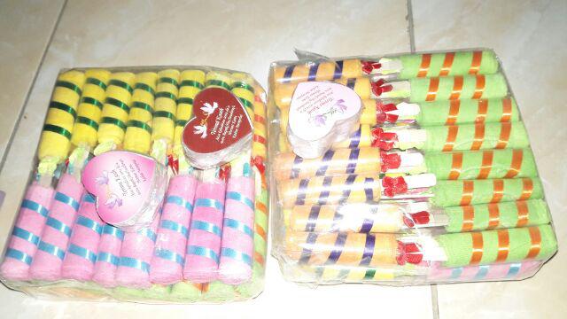 Souvenir Pernikahan Handuk Es Potong