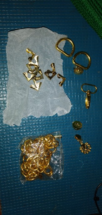 Kepala Resleting Good Quality Warna Gold Ukuran 5 Gigi Plastik 1 Pcs