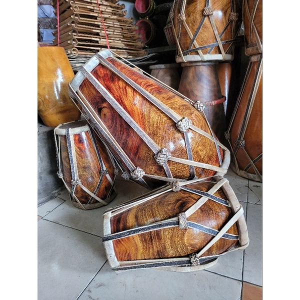 Kendang gendang jaipong bandung