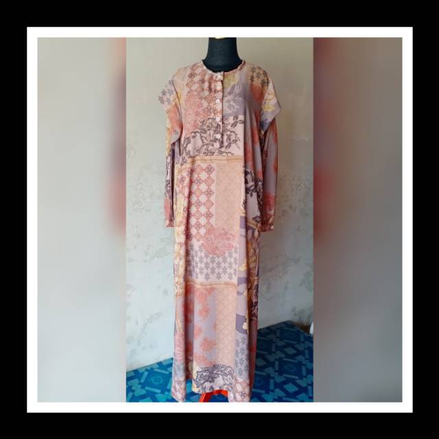 Camara dress RiaMiranda look a like