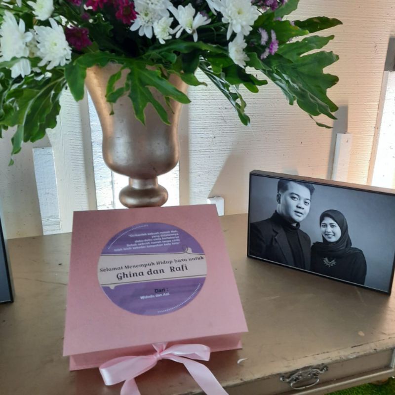 kotak hampers mukena seserahan lamaran pernikahan