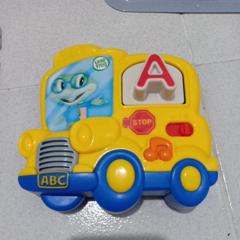 Preloved leap frog magnetic letter