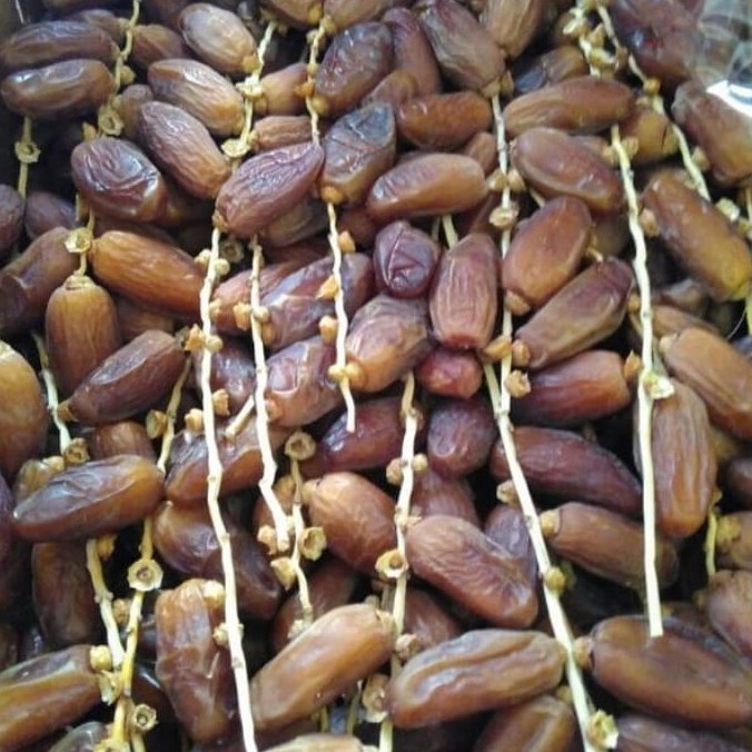 Kurma Tunisia Tangkai Curah 1kg