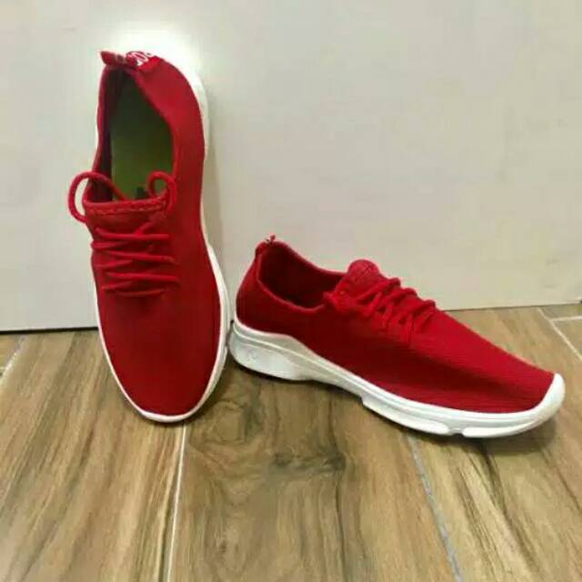 Sepatu import batam