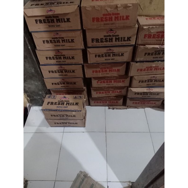 

Uht 250 ml 1 karton ( free bubble wrap)bisa mix rasa