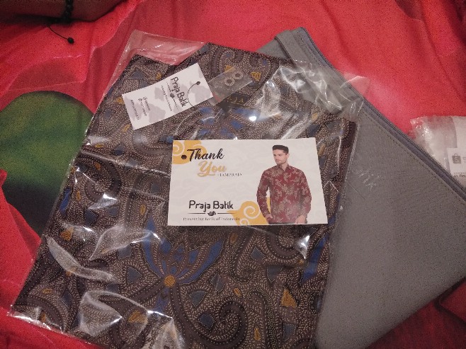 Praja Batik Omprakash - Kemeja Batik Pria Lengan Panjang Abu2 Reguler Fit