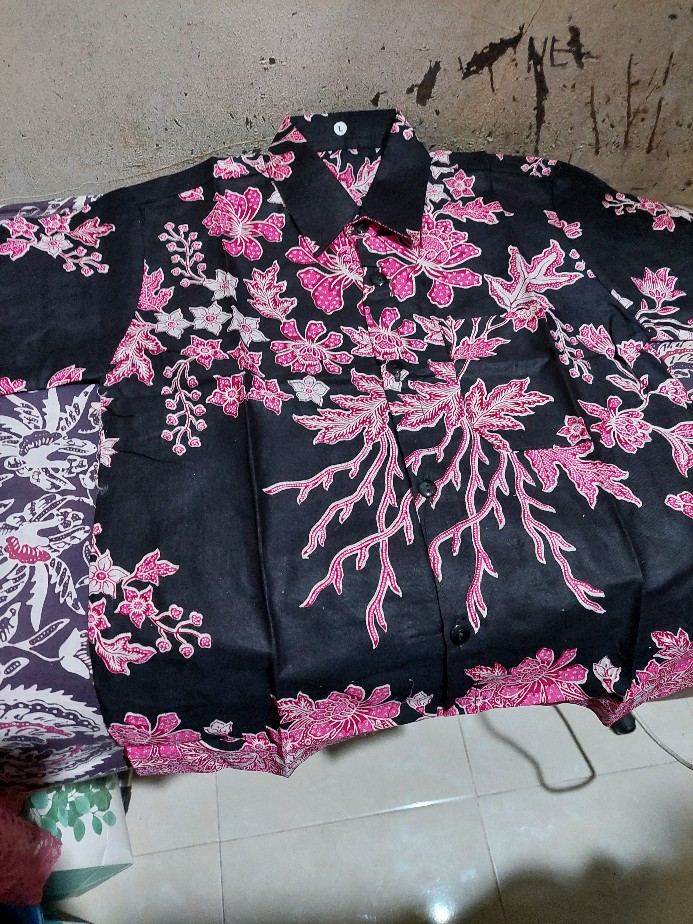 Baju Batik Couple Ayah Dan Anak Cowok Motif Cibulan Pink / Baju Ayah Dan Anak Terlaris / Cod