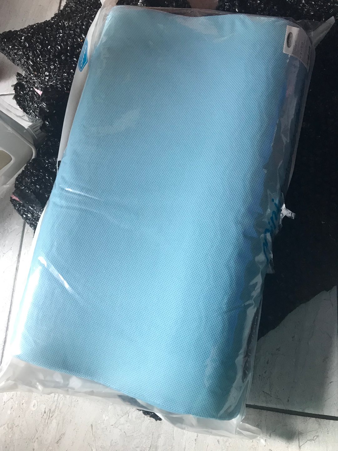 Informa Bantal Kesehatan Contour Cool Gel 30x50x10 Cm, Bantal Memory Foam Bantal Leher