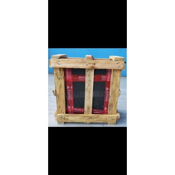 

Valet Packingan Kayu
