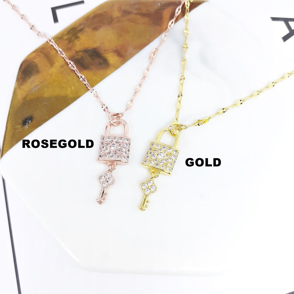 Perhiasan Kalung Titanium Korea Liontin Kunci Gembok Gold Rosegold - BN369