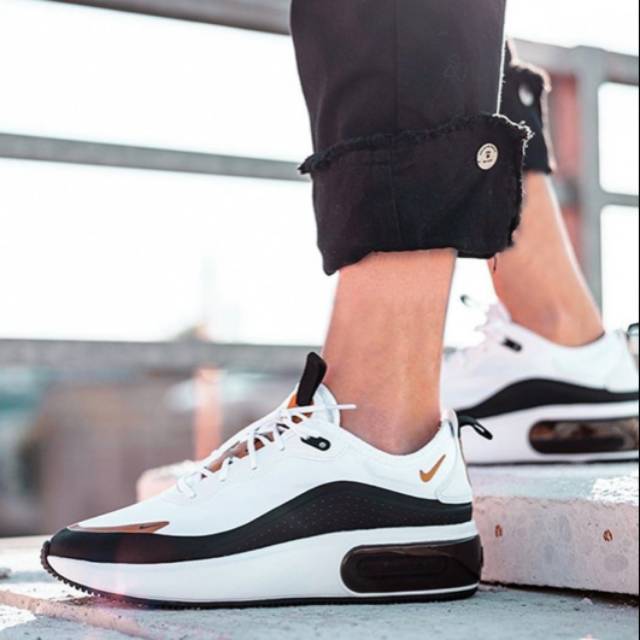 air max dia black and gold