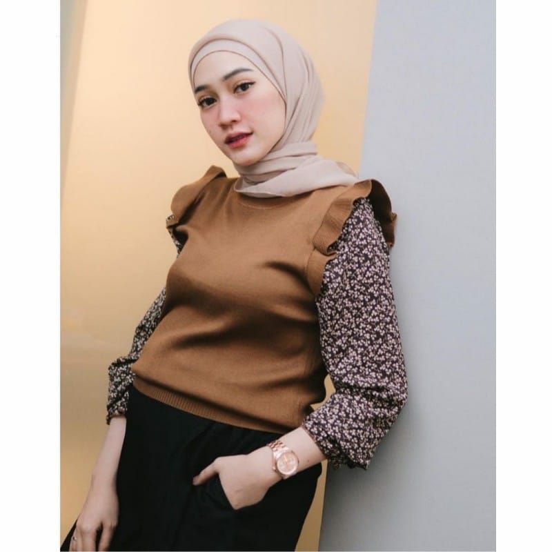 Adera Knit Top by kelana scarft
