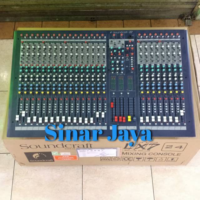 Mixer Soundcraft LX7ii LX7 ii 24 channel 24 ch