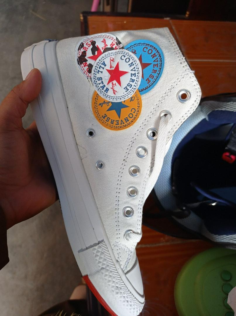 white trainers converse