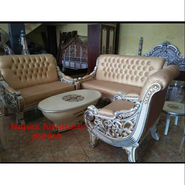 sofa tamu rafi ahmad jati mewah/sofa ukiran jati jepara mewah cat duco silver gold