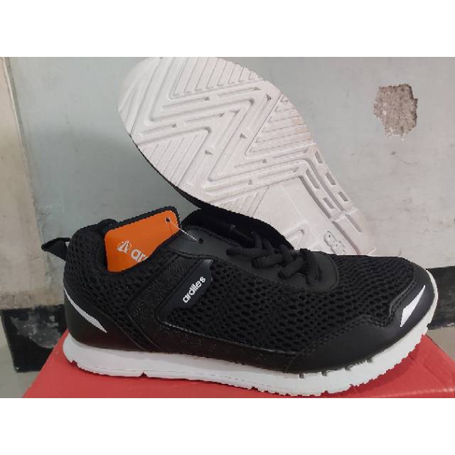 SEPATU ORIGINAL ARDILES HITAM PUTIH SEKOLAH MURAH KADO HADIAH SEKOLAH OLAHRAGA 33 34 35 36 37