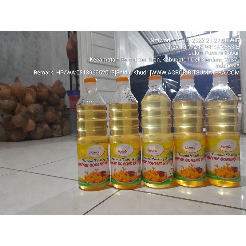 

Minyak Kelapa / Minyak Klentik / Minyak Kelapa Murni
