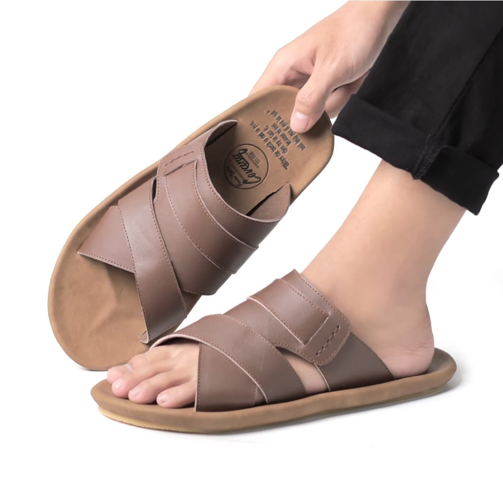 EXXCO|Sandal Slop Kasual Kulit Asli Trendy Kekinian Simple Coklat Hitam Murah