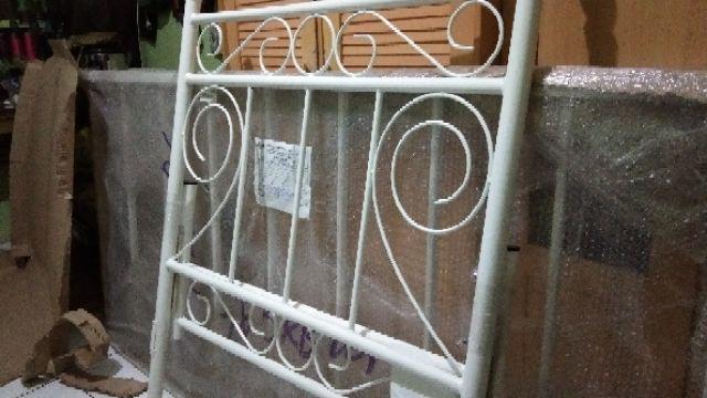 Ranjang Besi Vicenza 90