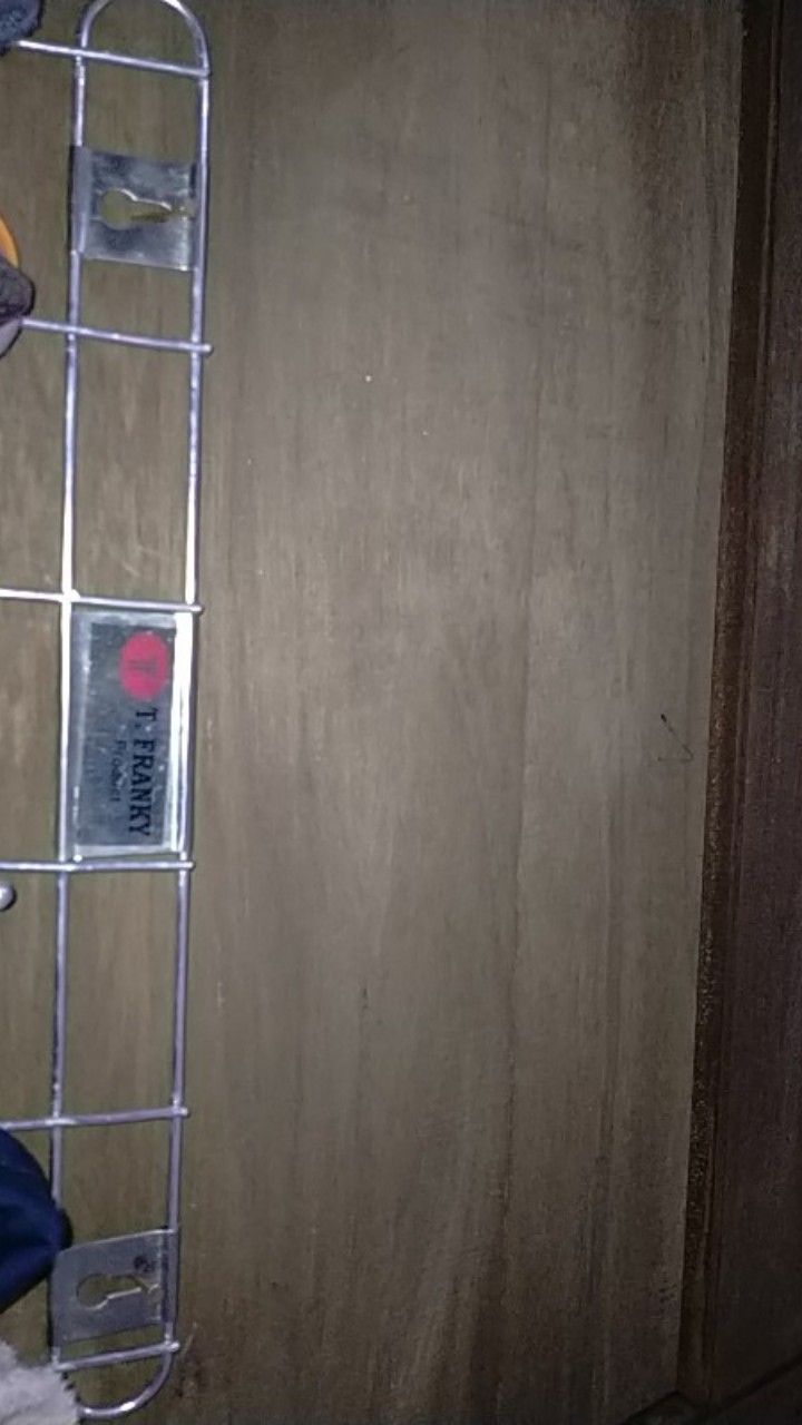 Kapstok Gantungan Baju Besi Murah