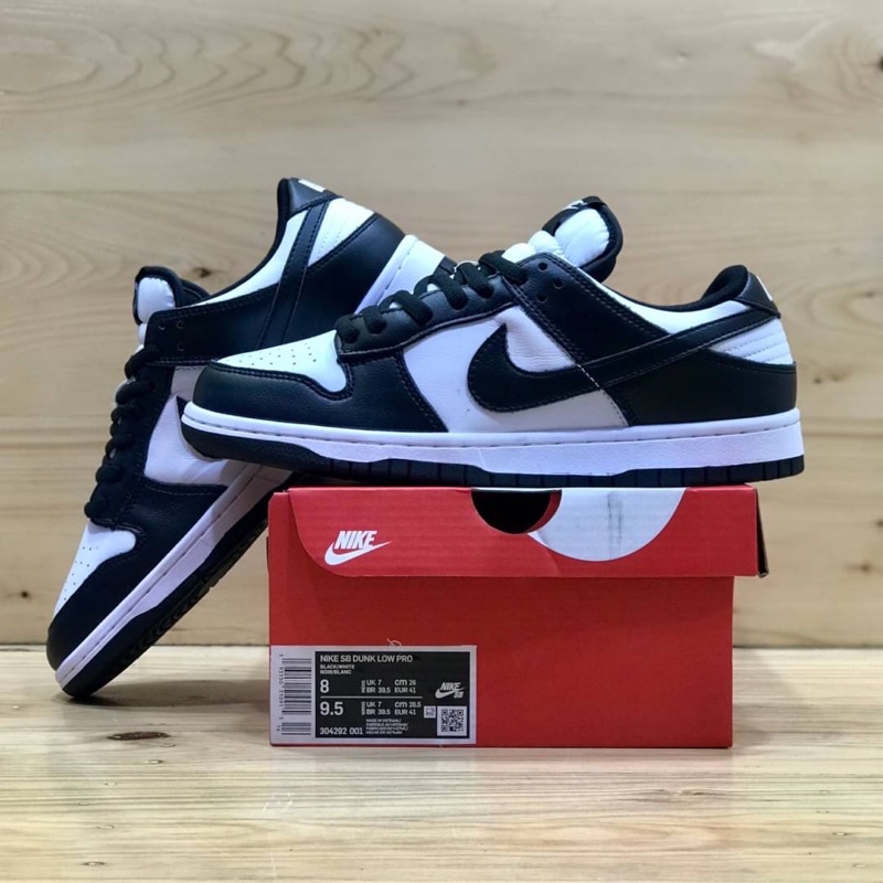 Jual Nike SB dunk low black white 