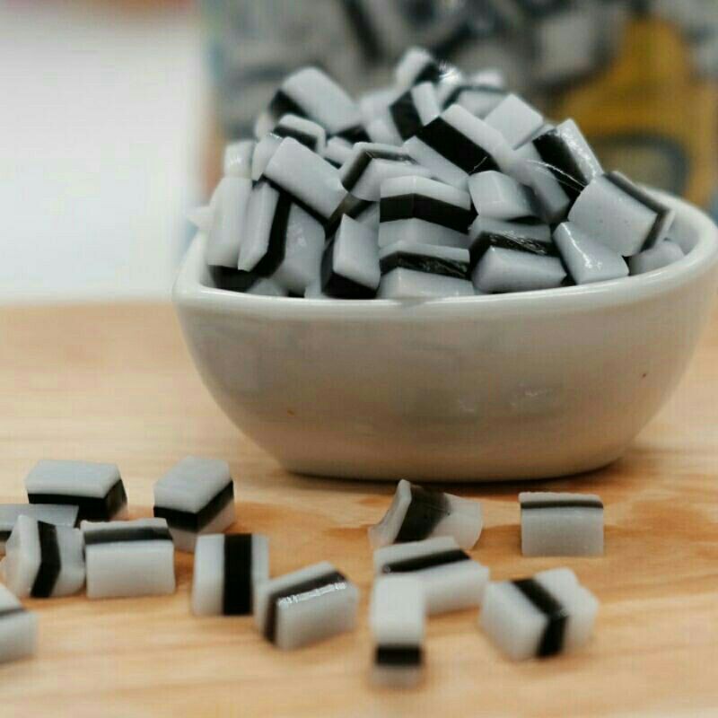 

nata jelly /kotak hitam/500gr