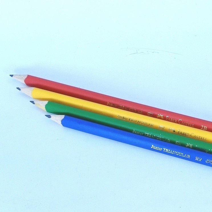 

Pensil 2B faber castell Junior Triangular/ pensil segitiga