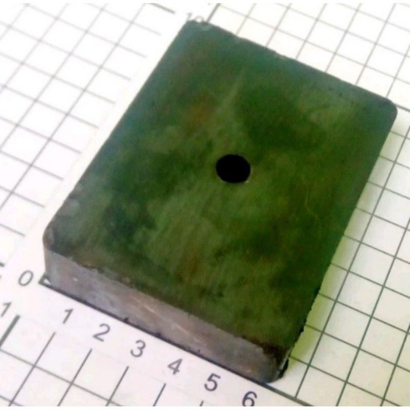 Magnet Ferrite Diameter 84.5 x 64.5 x 18Mm