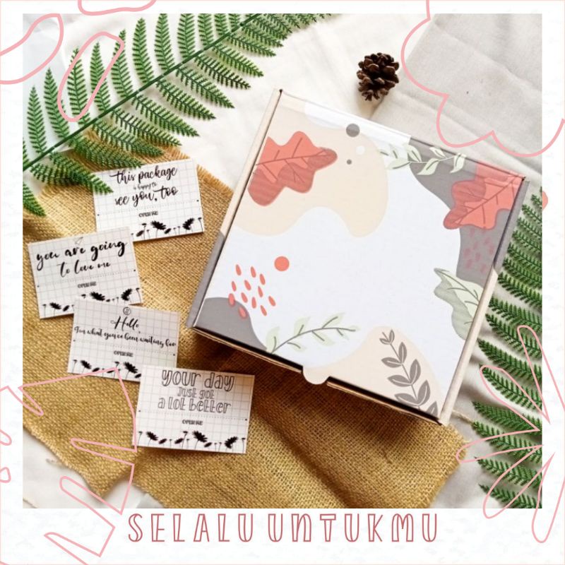 

NEW. BOX HAMPERS 21X21X5 MOTIF KALEM - BOX KADO - KOTAK KADO - HAMPERS - KADO ESTETIK - BOX - HADIAH