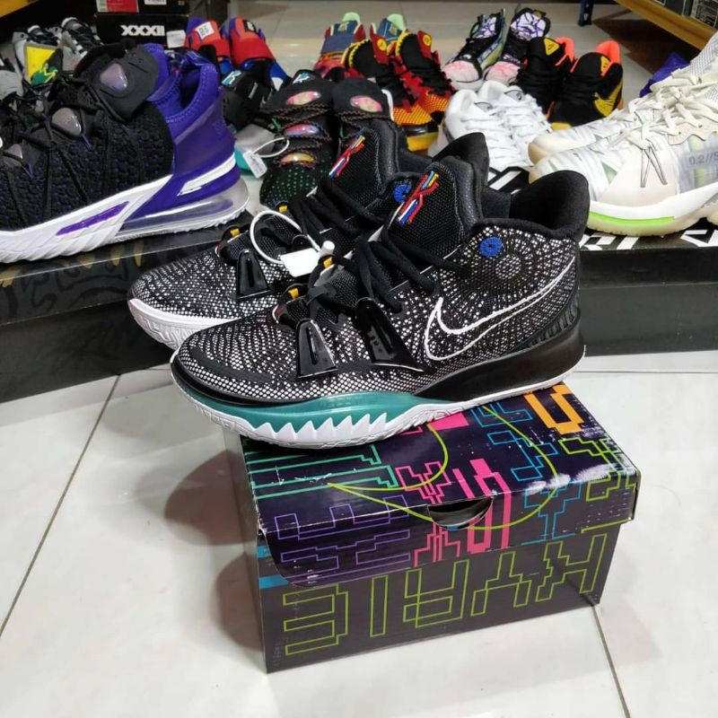 nike kyrie 7 hours