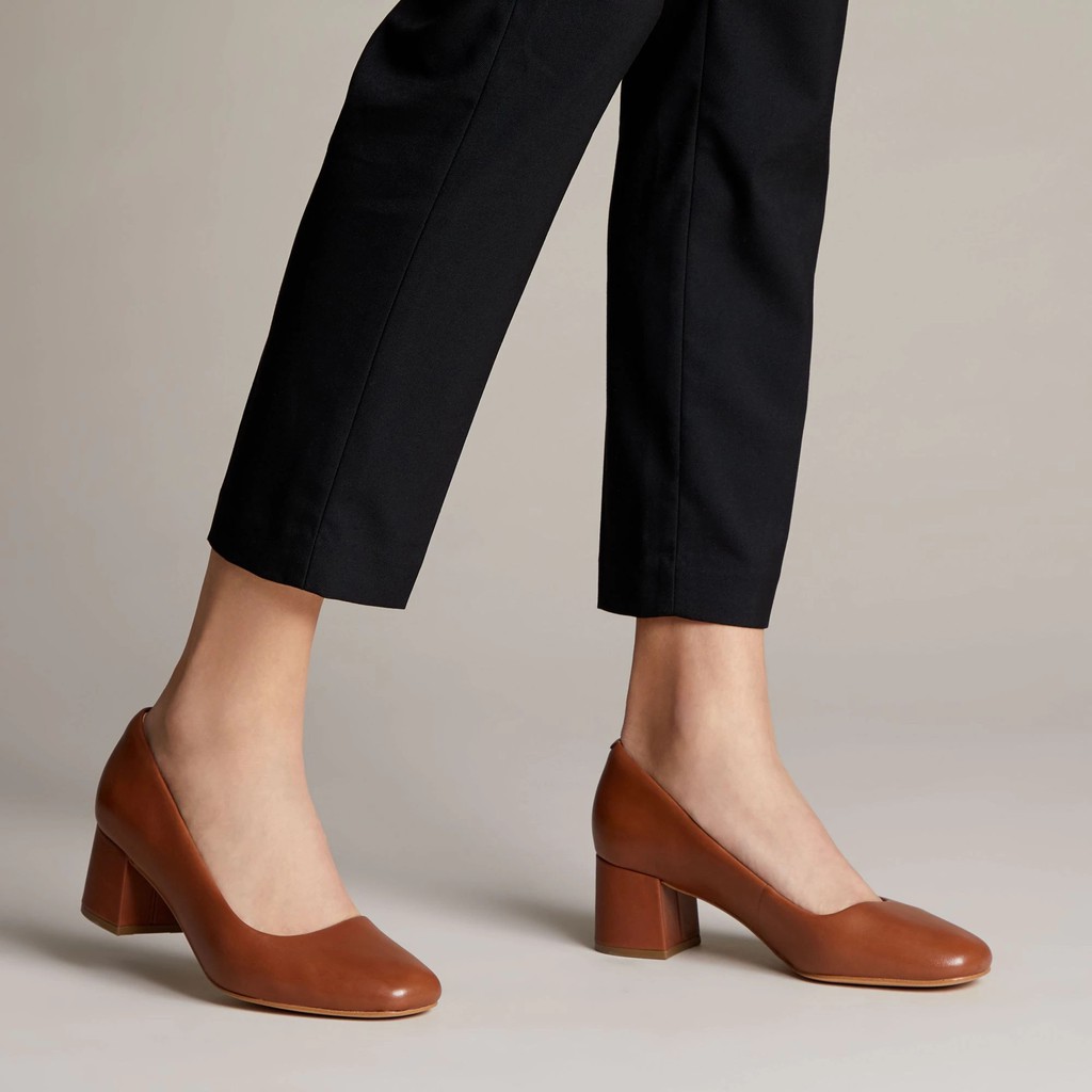 clarks sheer rose