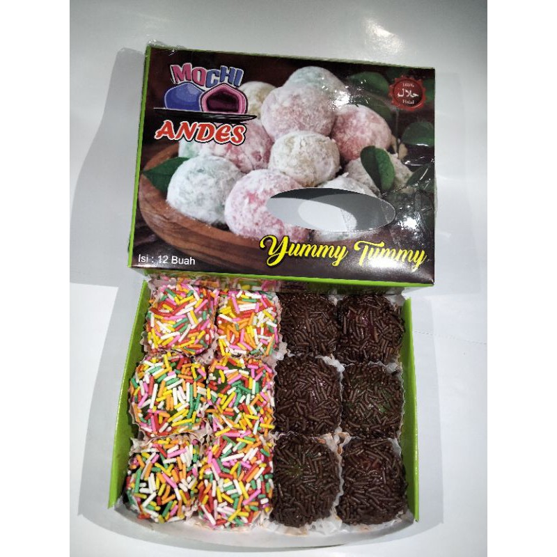 

mochi mese dua rasa coklat dan mix / moci mix isi kacang 12 biji besar, beli 3 kap gratis 1 kap