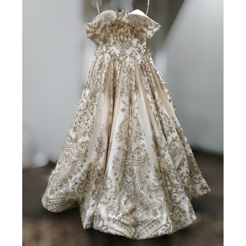 Gaun Gold Ballgown Mewah