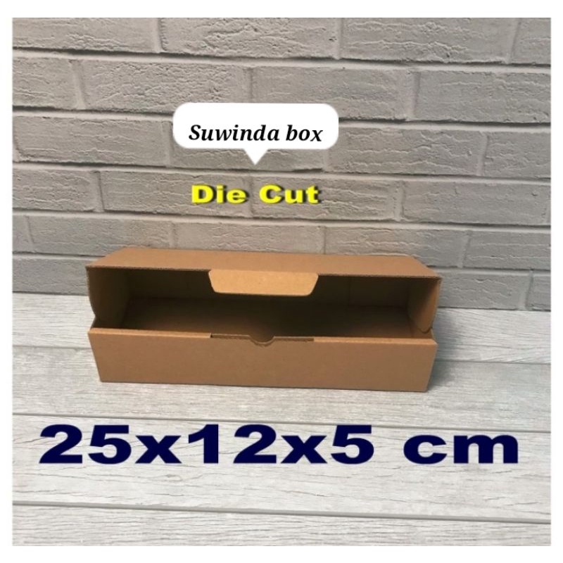 

Kardus karton uk. 25x12x5 cm...die cut box kotak Souvenir -dll