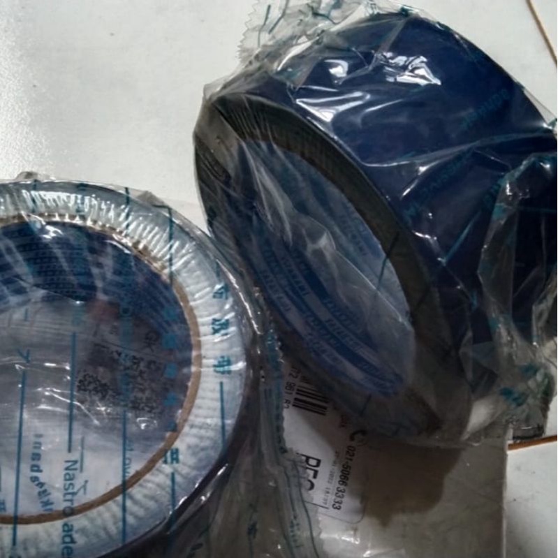 

Lakban kain Biru Sazanami 2 inch x 12m..harga 1 roll