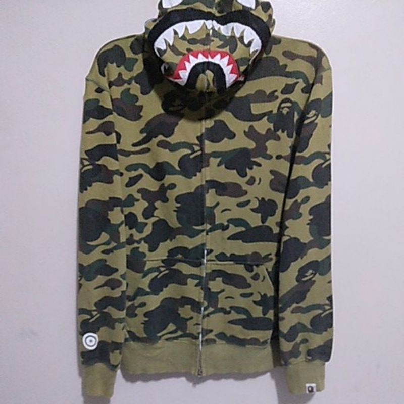 hoodie bape  camo shark WGM second