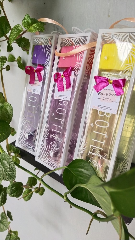 Box Mika Botol 450ml Free Tali