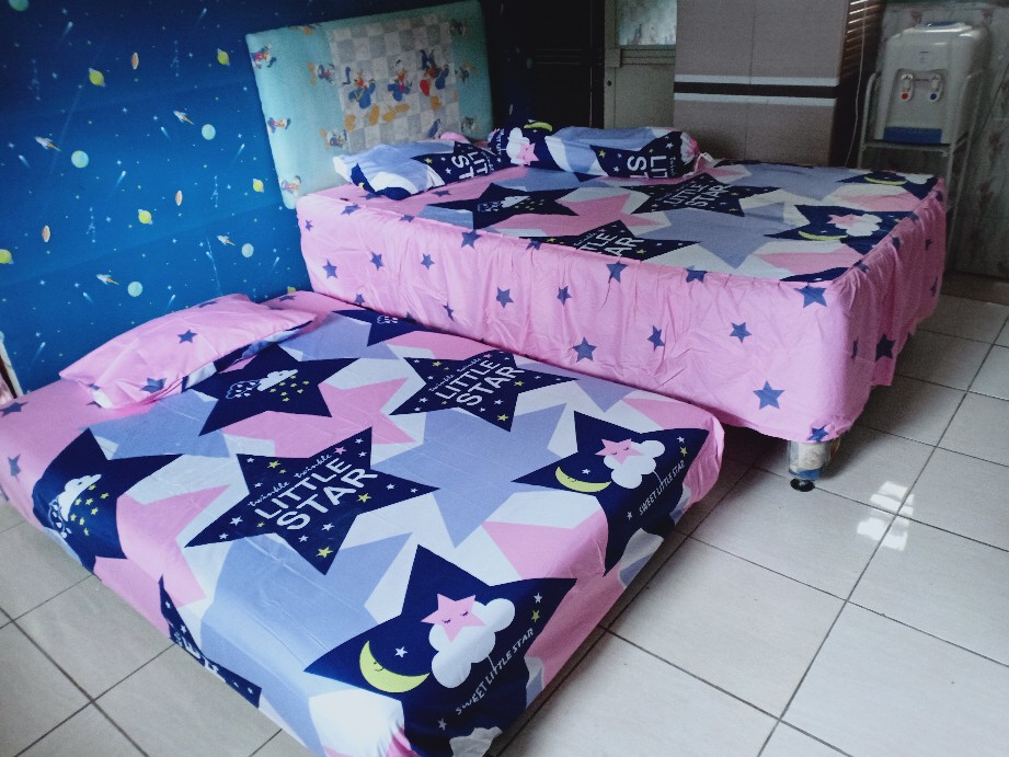 Sprei Vito 2in1 Motif Puzzle Duck Flamingo Pinky Bt21 Love Animal - Sorong 120x200 Single 120 Sp Duo