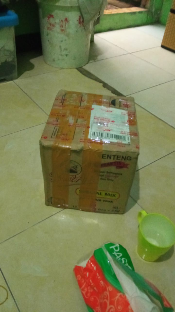 Piring Pelastik Segi/piring Pelastik Tebal/piring Kencana Oishi