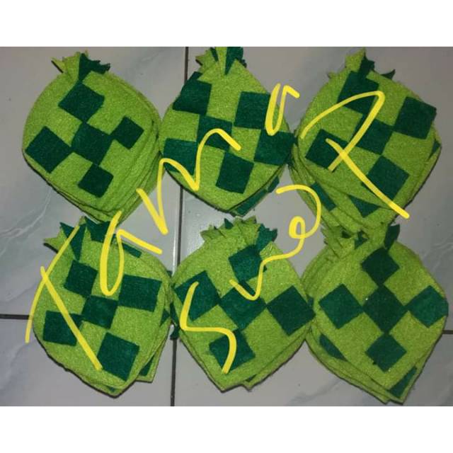 Amplop lebaran flanel bentuk ketupat