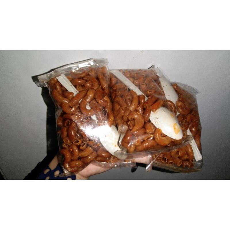 

Makaroni Asli Tasik + Sendok Rp 3.000