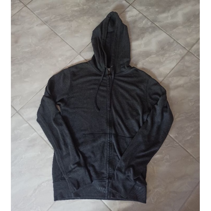 Hoodie Zipper Uniqlo Second