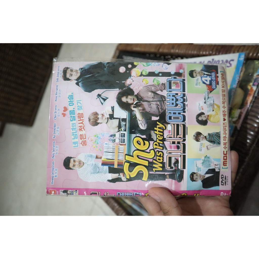 (Preloved) She Was Pretty