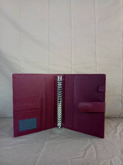 

Binder polos kulit sintetis termurah