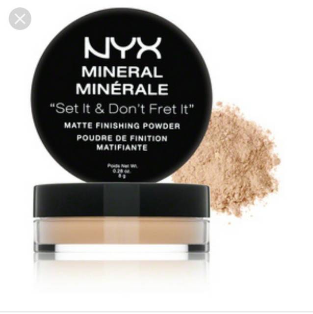 NYX MINERALE MATTE FINISHING POWDER