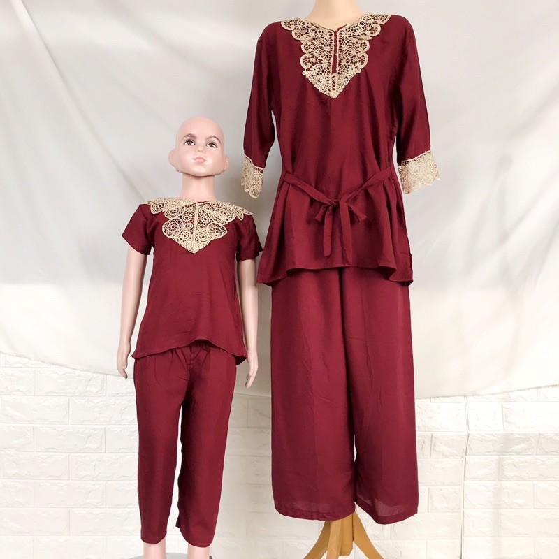 BJ - Setcel Arab Couple Mom & Kids