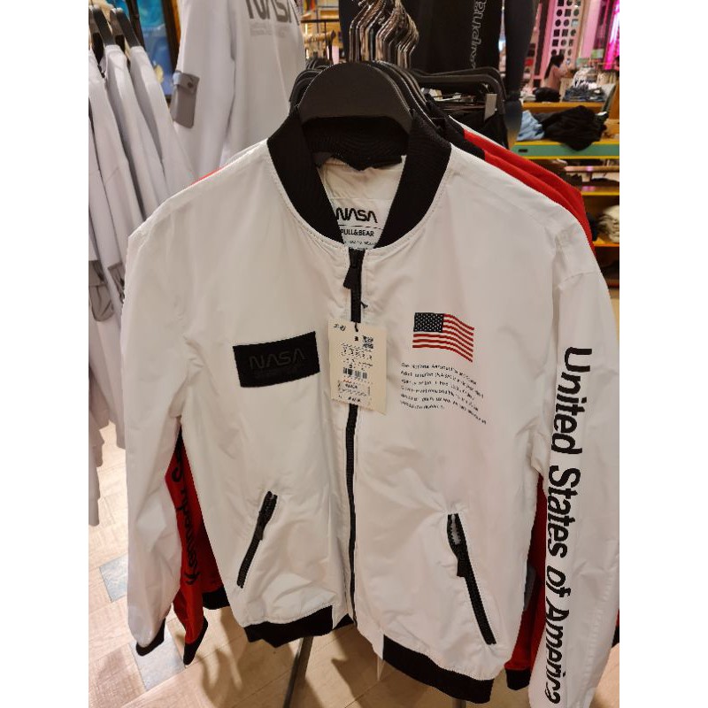 jaket nasa pull&bear