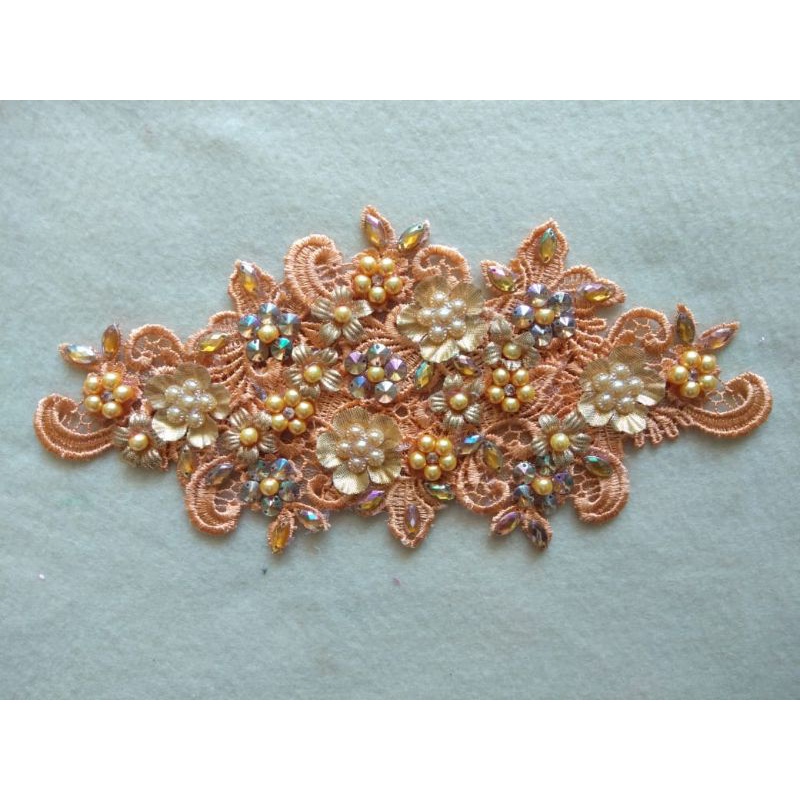 herpis murah meriah  untuk pengantin/ hijab pesta/ wisuda/trimatamu